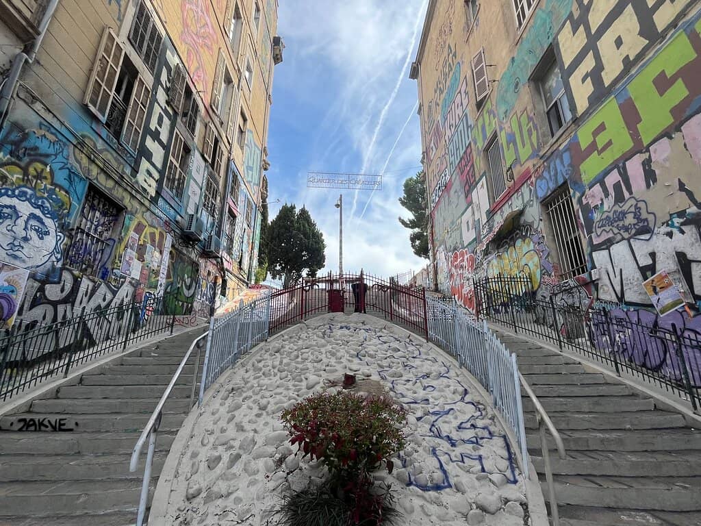 Eclectic Boutiques & Cafes