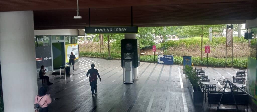 Senayan Park Skywalk