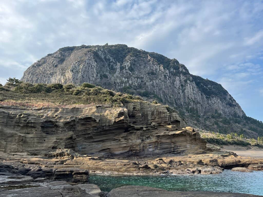 Sanbangsan Mountain View
