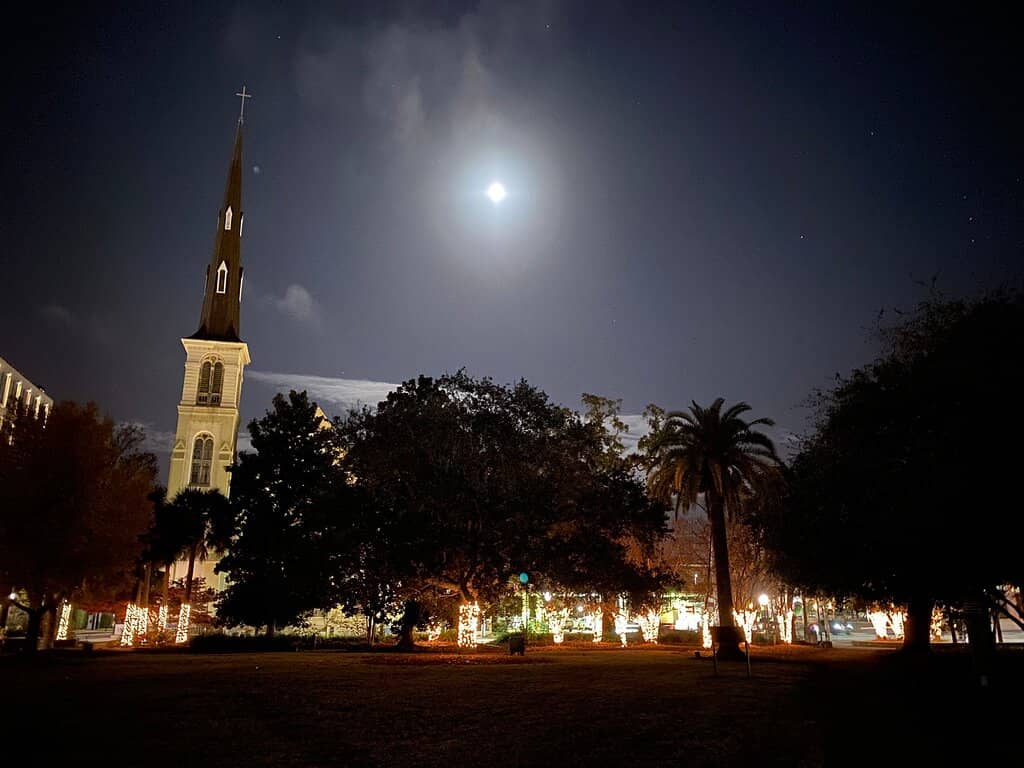 Historic Monuments & Fountains