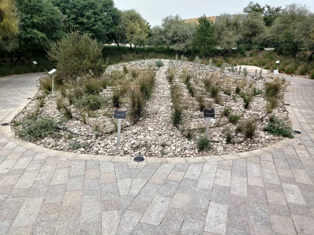 Air-Conditioned Tunnels