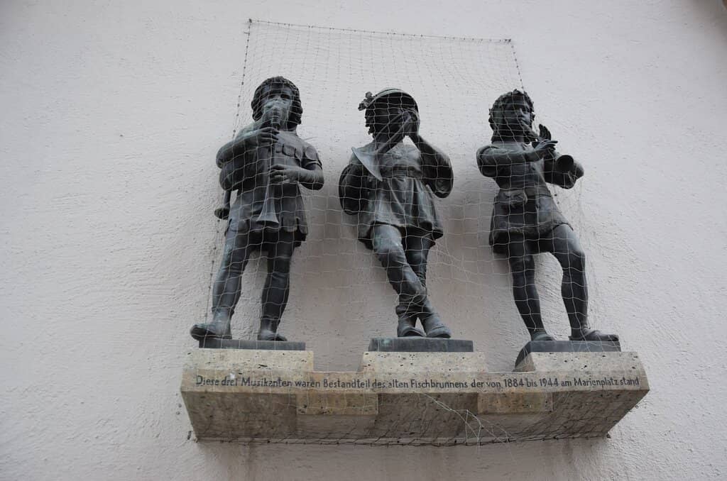 Pedestrian Zone Entrance