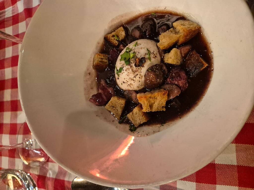 Cozy & Intimate Atmosphere