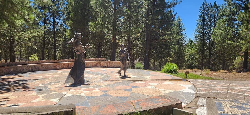 Panoramic Mountain Views