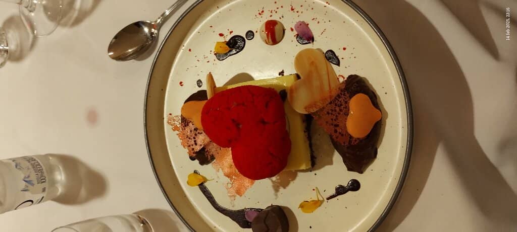 Pistachio Cake with Lime Cream