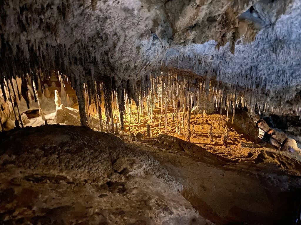 Stunning Stalagmites & Flowstone