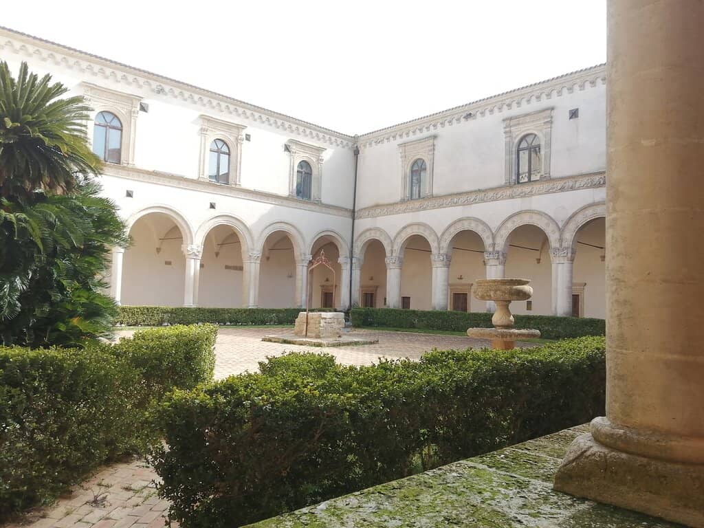 Monticchio Lakes Vista