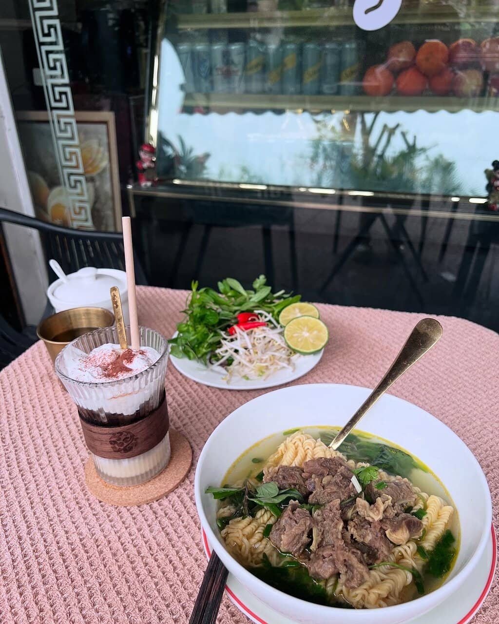 Local Neighborhood Vibe