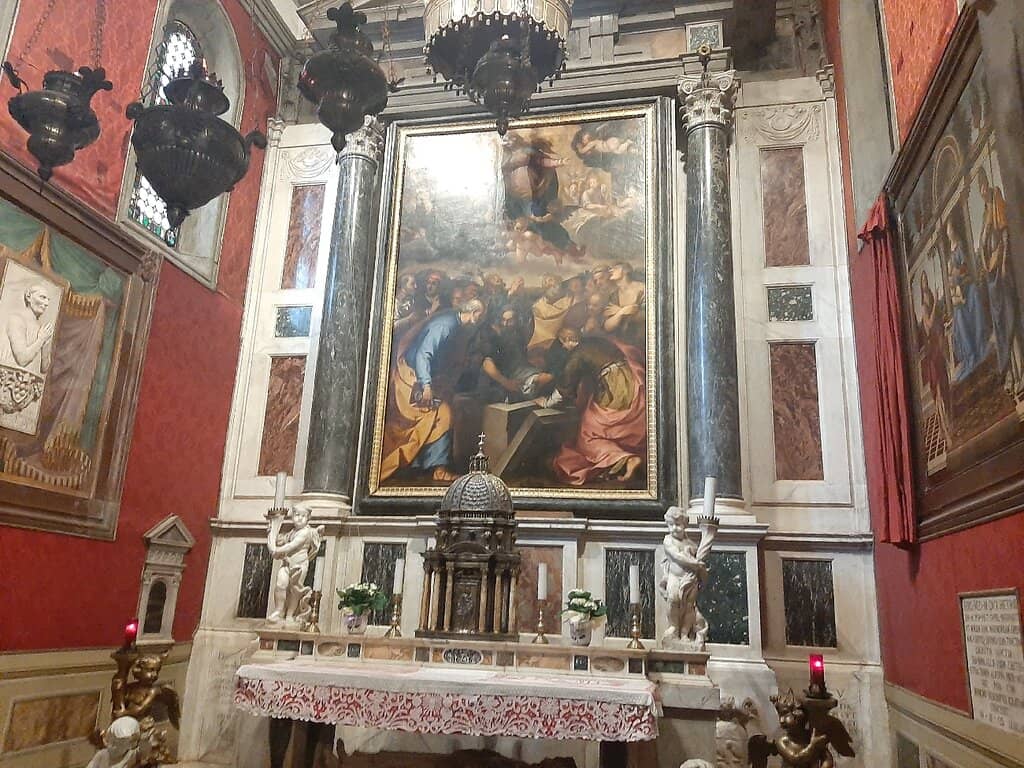 Della Robbia Portico