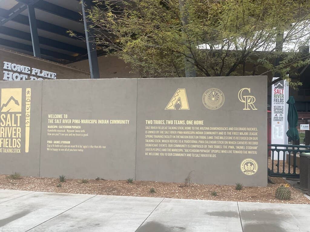 Enchant Christmas Light Maze