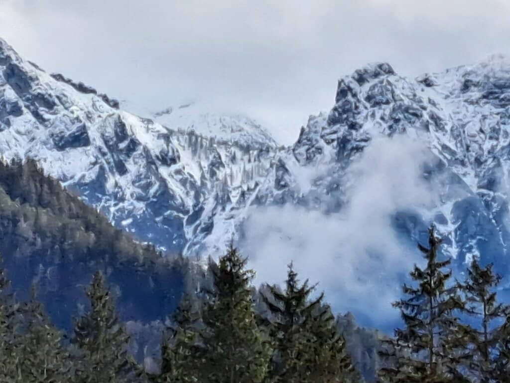 Hut with Delicious Food