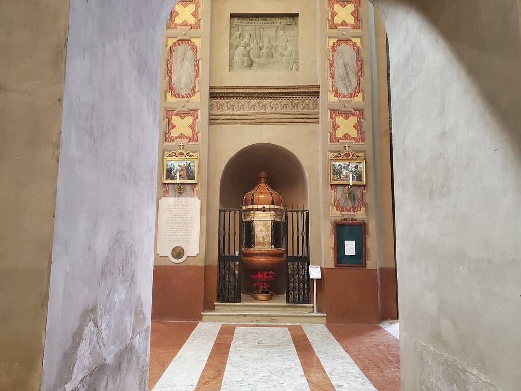 Impressive Interior Artwork