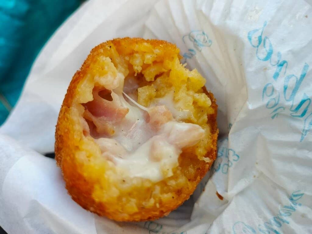 Cozy Atmosphere & Friendly Service