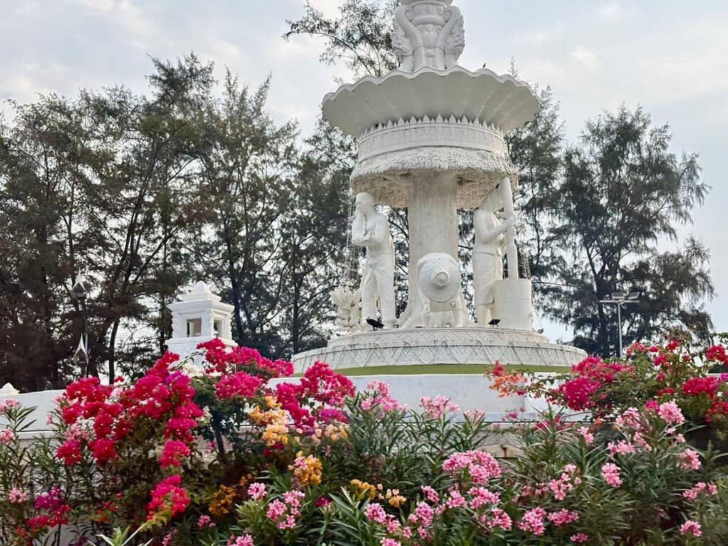 Karon Circle Sculptures