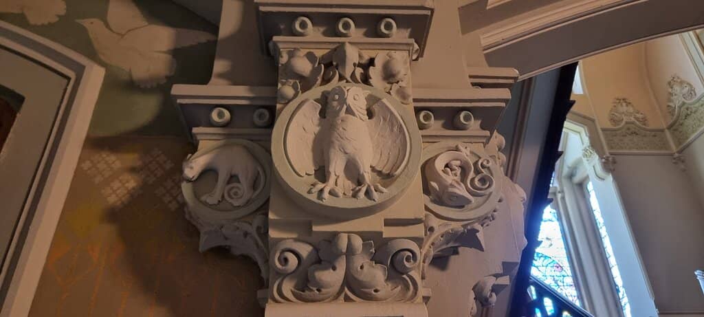 Expansive Park & Deer