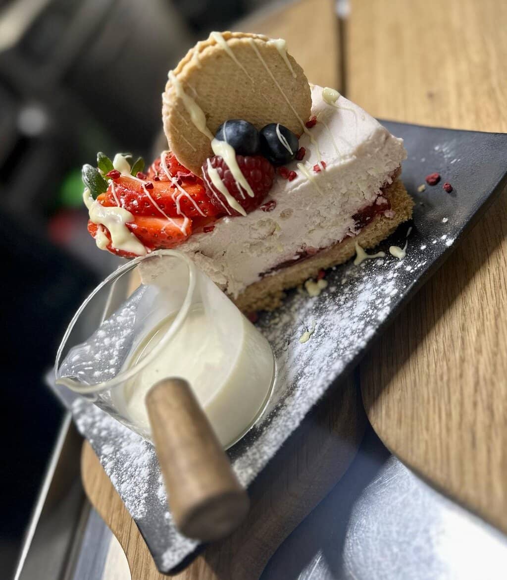 Bottomless Brunch Parties