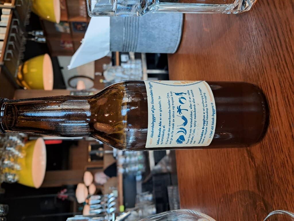 Vibrant Local Atmosphere