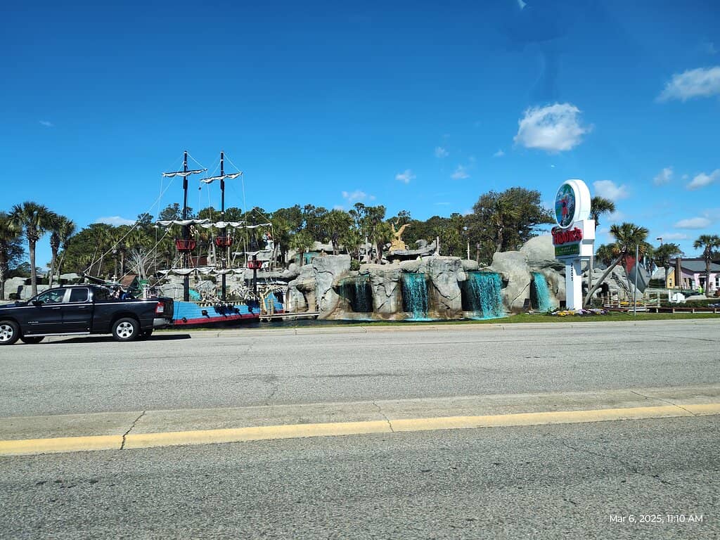 The 17th Hole Trickshot