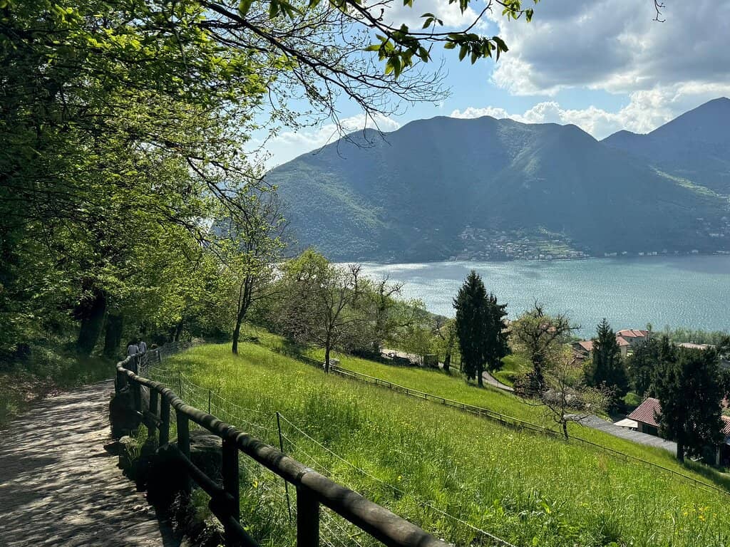 Scenic Trekking Paths