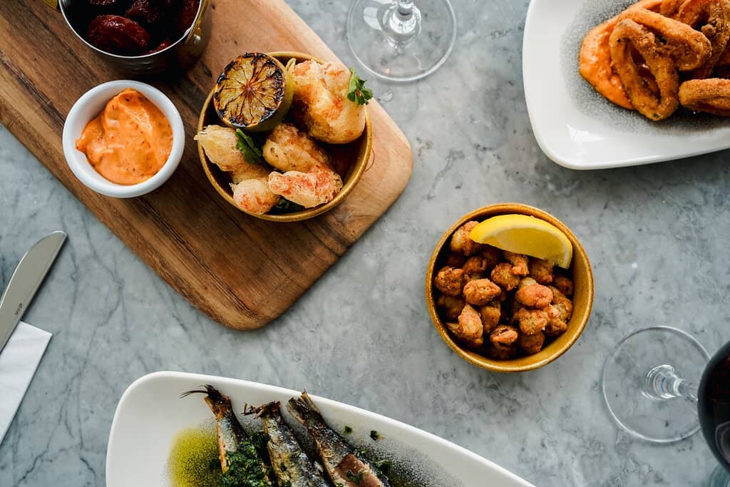 Unique Entertainment & Atmosphere