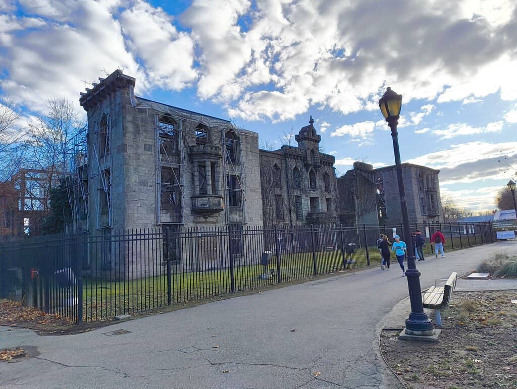 Manhattan Skyline Views