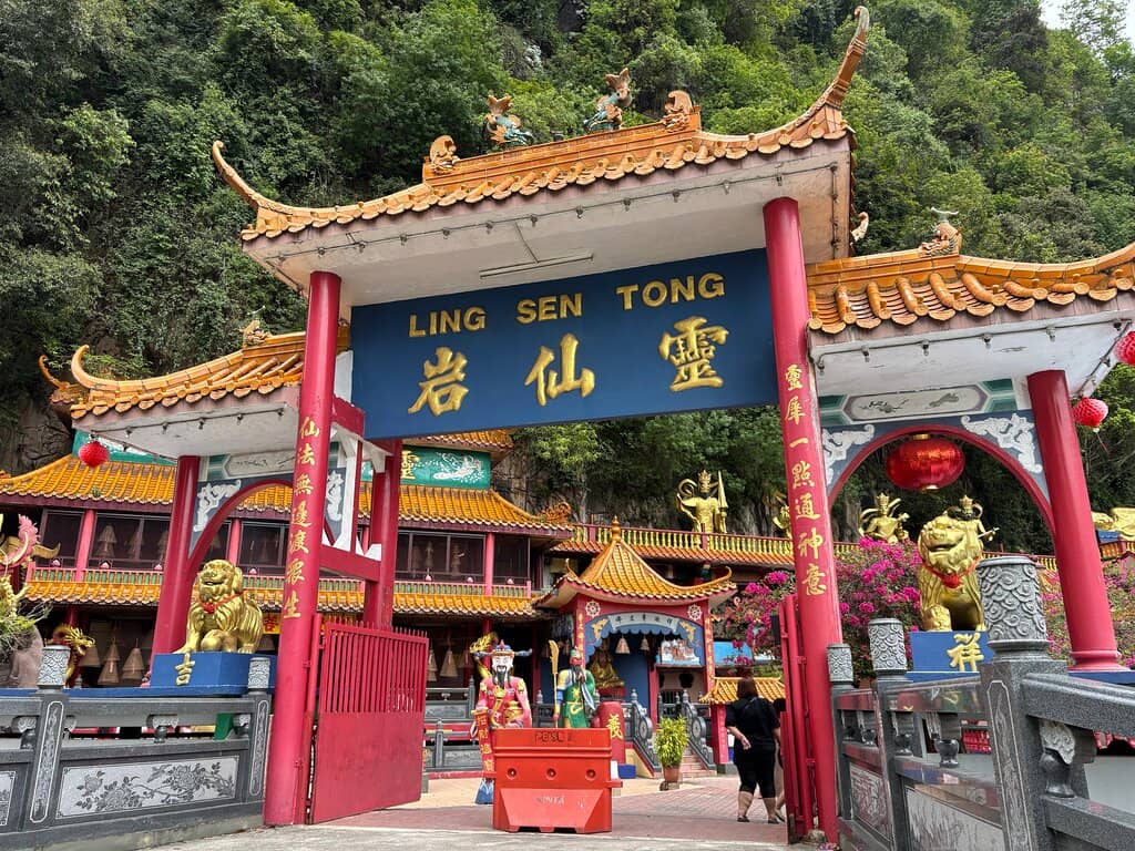 Tranquil Garden Setting