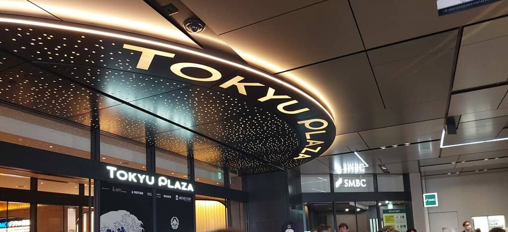 Pepper the Robot Cafe