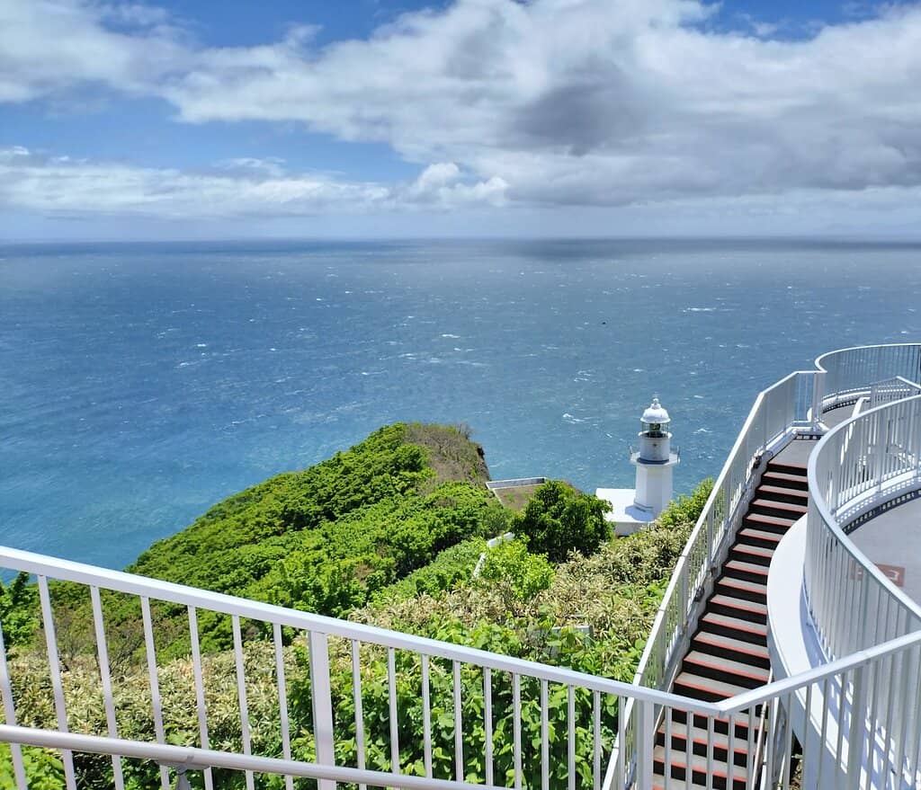 Panoramic Ocean Vistas