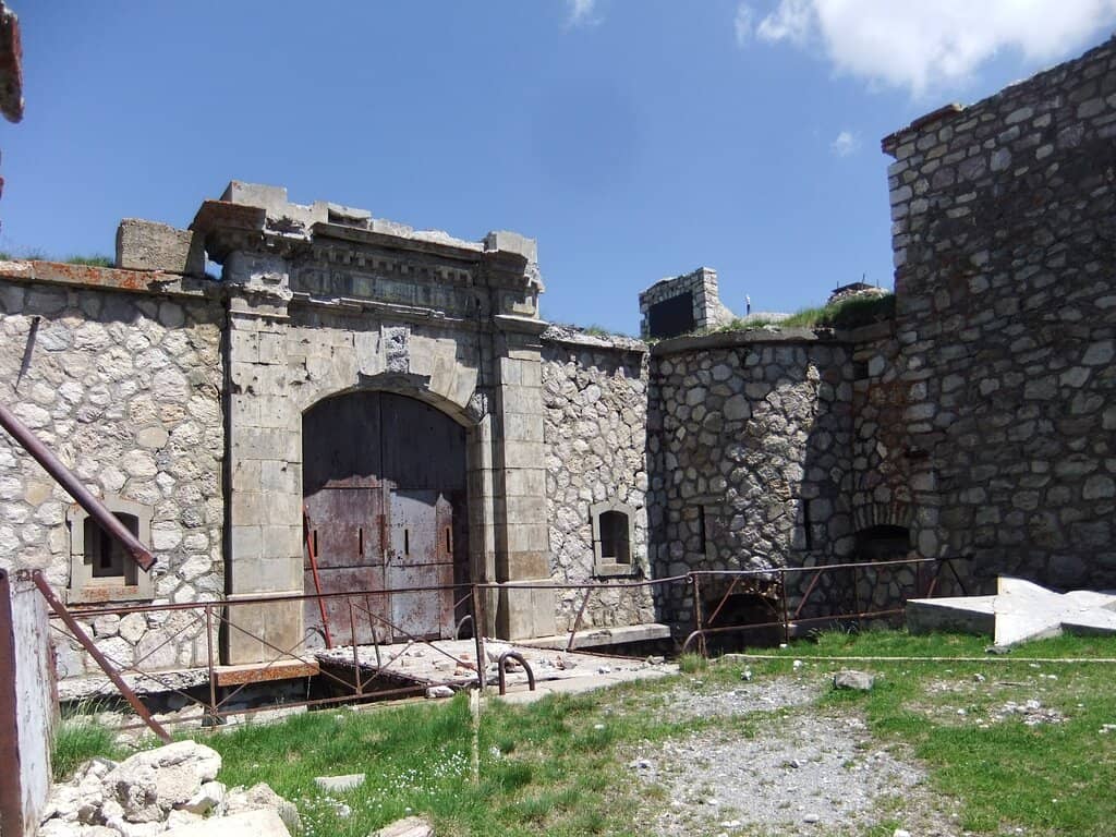 Panoramic Alpine Views