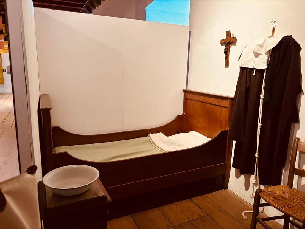 Knight's Hall & Tower Chambers