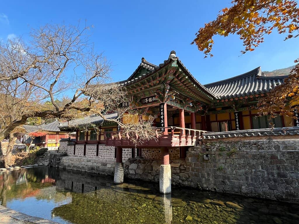 Jogyesan Provincial Park