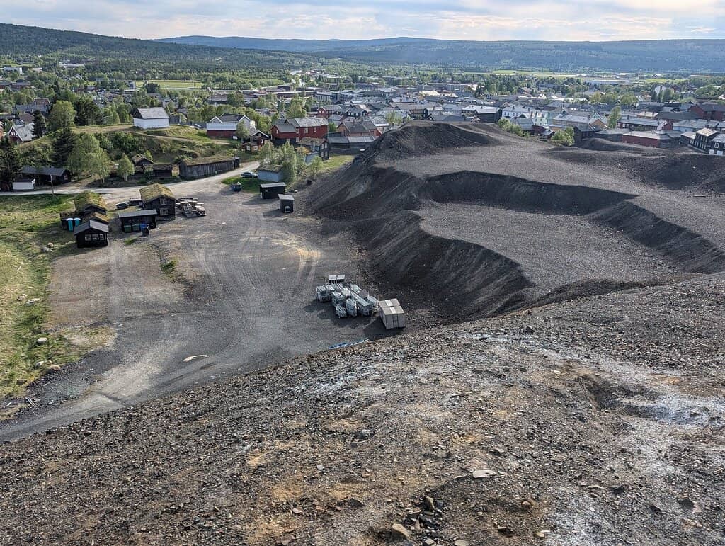 Slegghaugan Slag Heaps