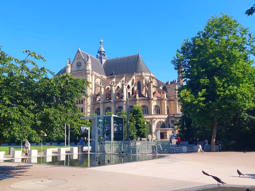 Reflective Water Mirrors