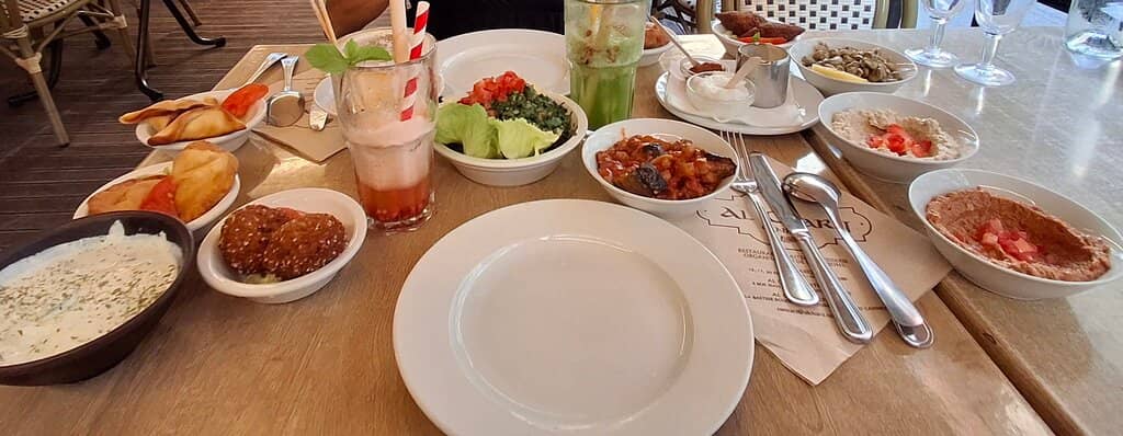 Refreshing Lebanese Lemonade