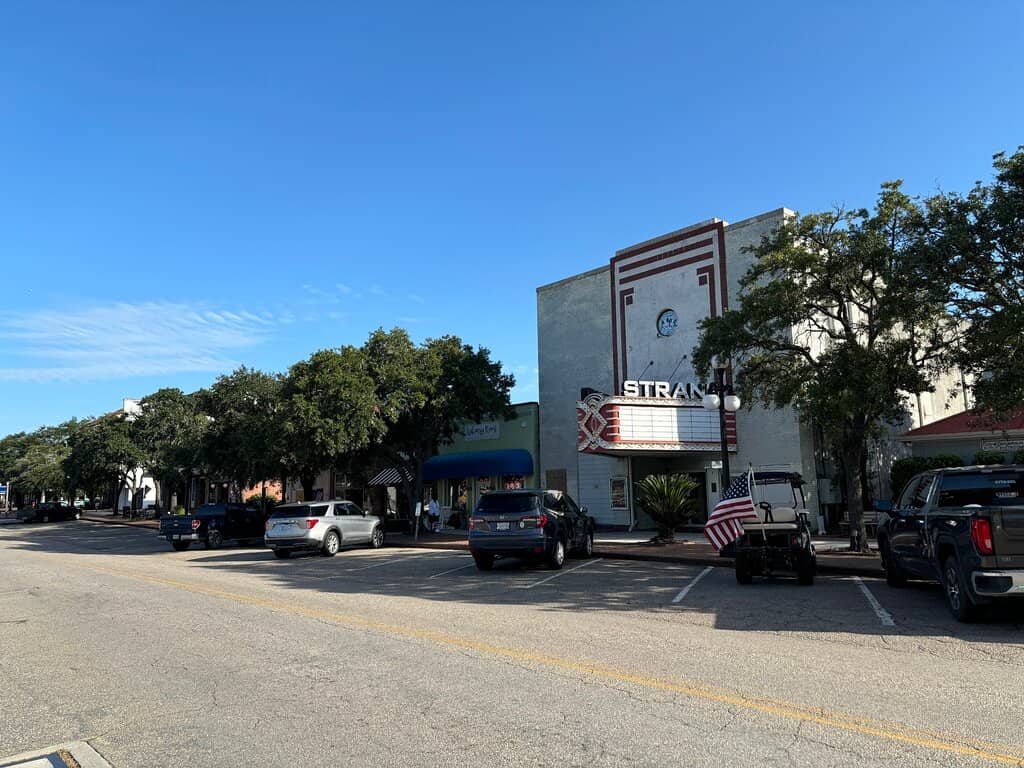 Marina Views & Boat Watching