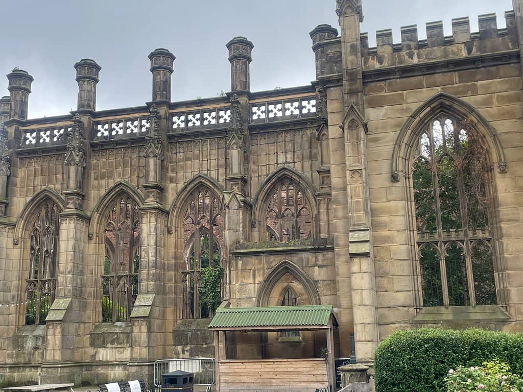 The Handshake Statue