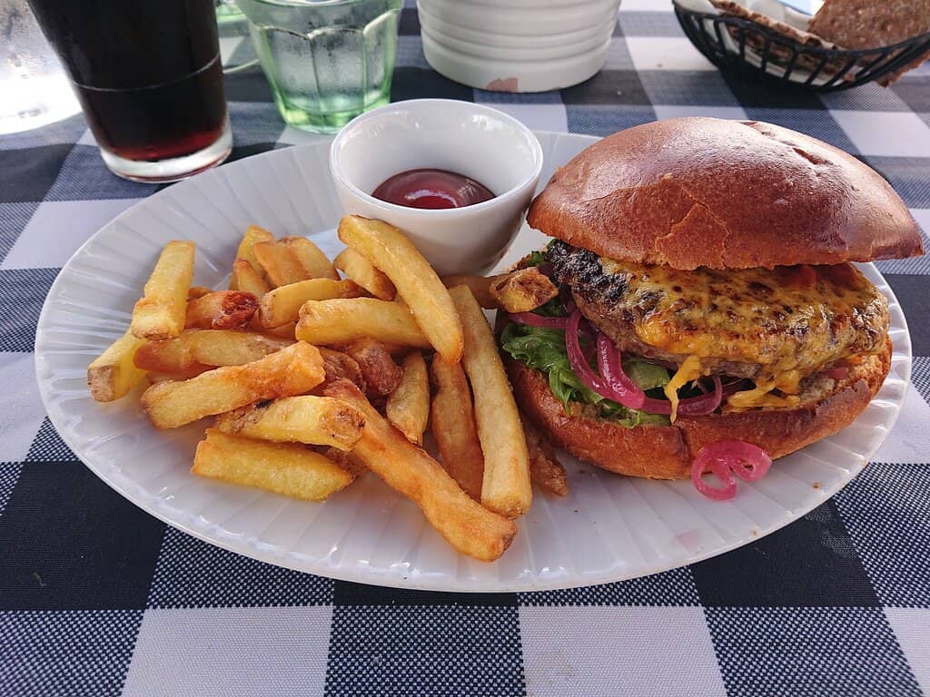 Haukilahti Beach (Mellsten)