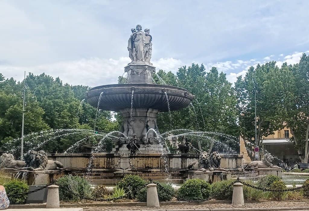 Cours Mirabeau