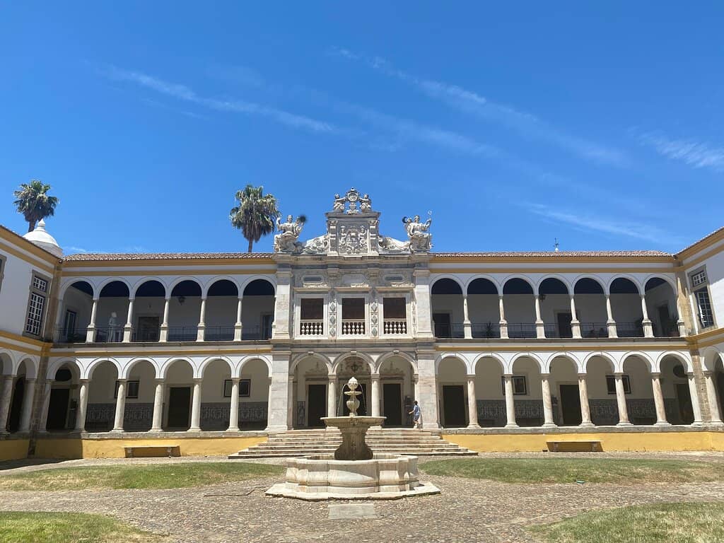 Grand Atrium and Courtyard