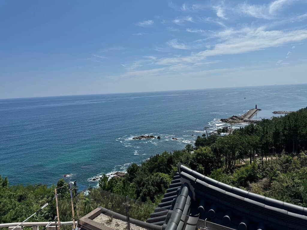 Haesugwaneumsang Statue