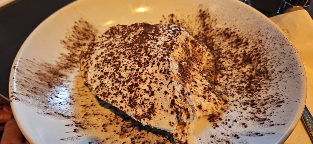 Signature Dishes & Desserts