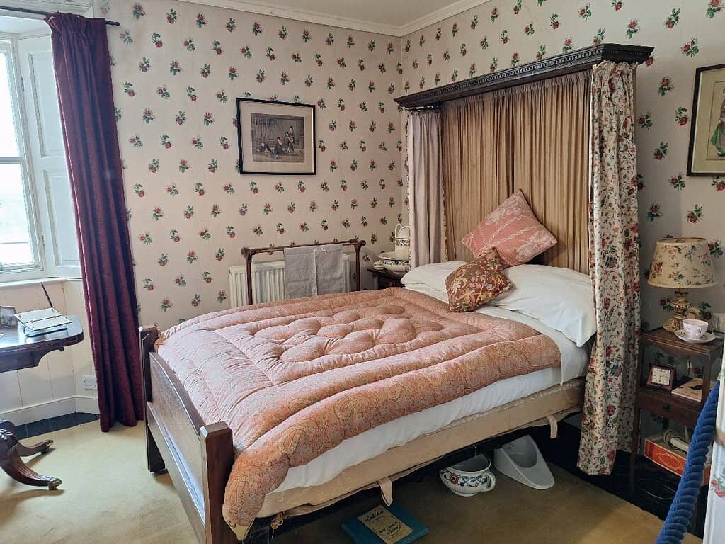 Gardens and Bay of Skaill