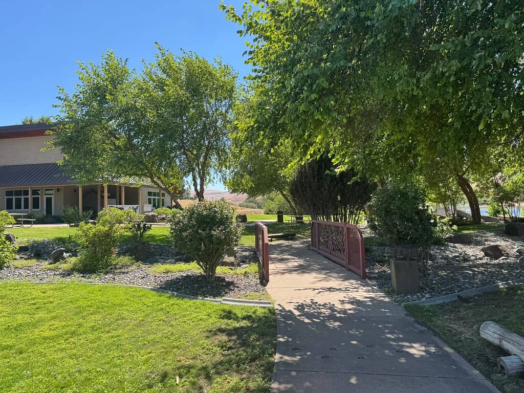 Lewis & Clark Exhibits