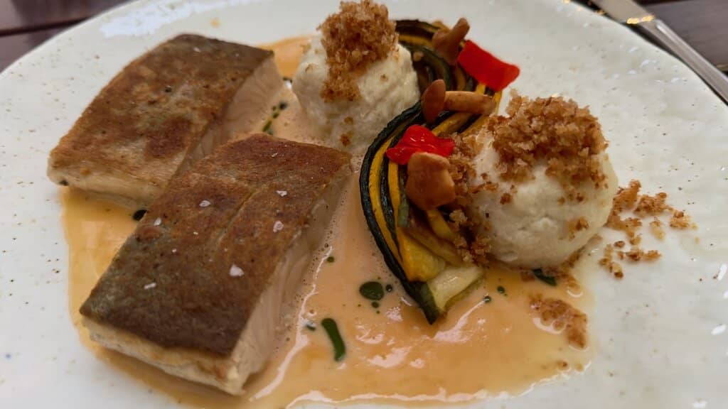 Friendly & Attentive Service