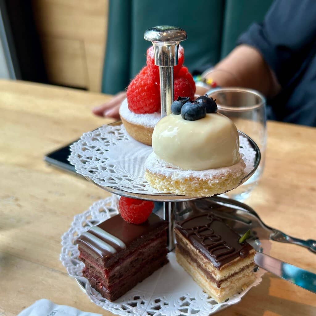 Scenic Terrace Dining