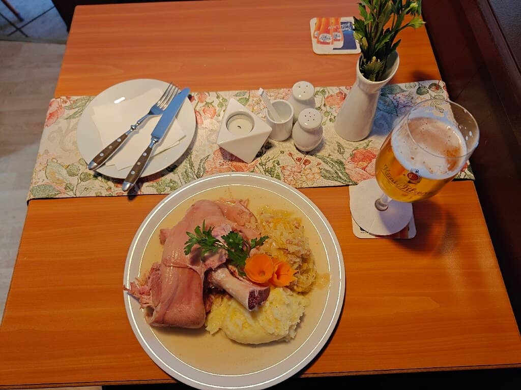 Generous Portions & Flavorful Dishes