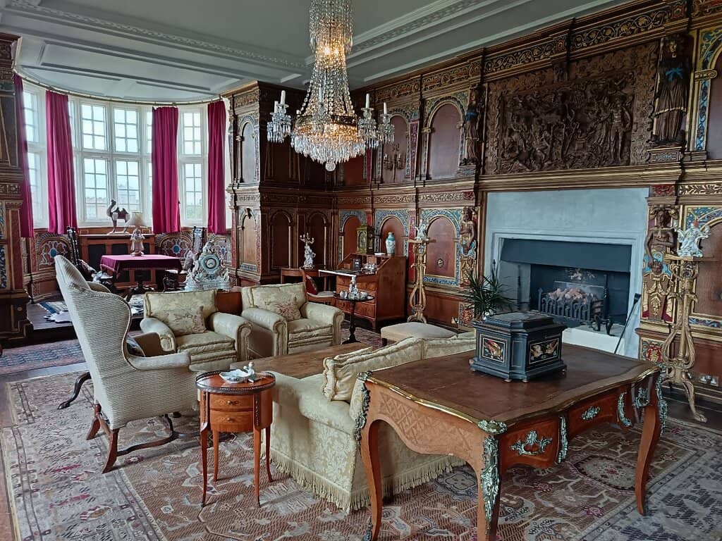 The Elizabethan Hall