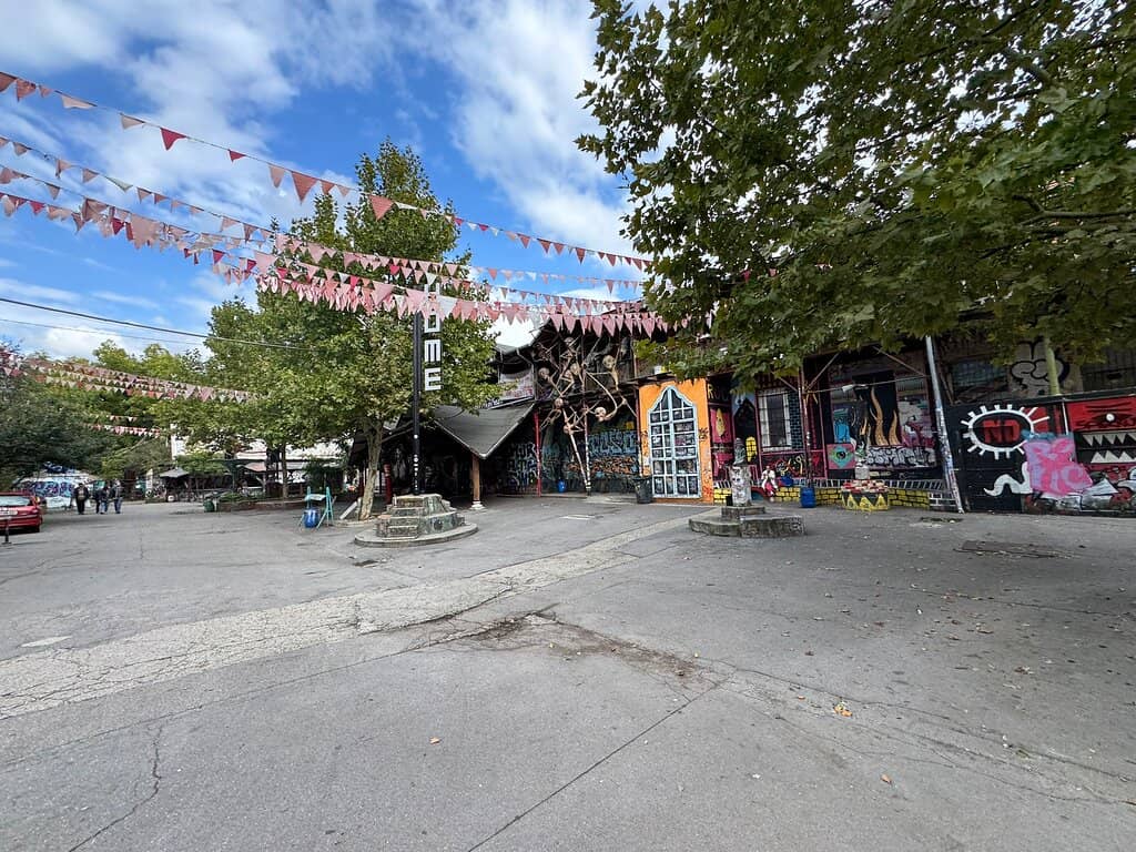 Vibrant Graffiti & Street Art