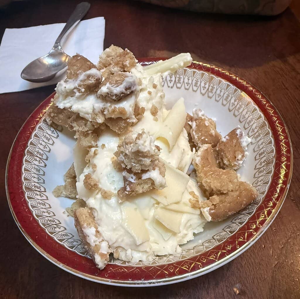 Legendary White Chocolate Cheesecake