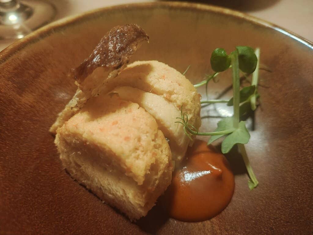 Warm & Knowledgeable Service